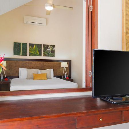 Mangoes Resort (Adults Only) Port Vila Exteriör bild