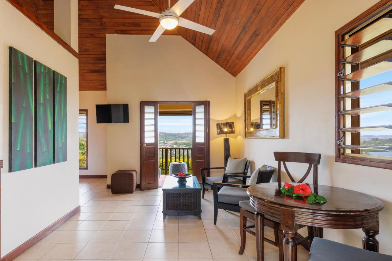 Mangoes Resort (Adults Only) Port Vila Exteriör bild