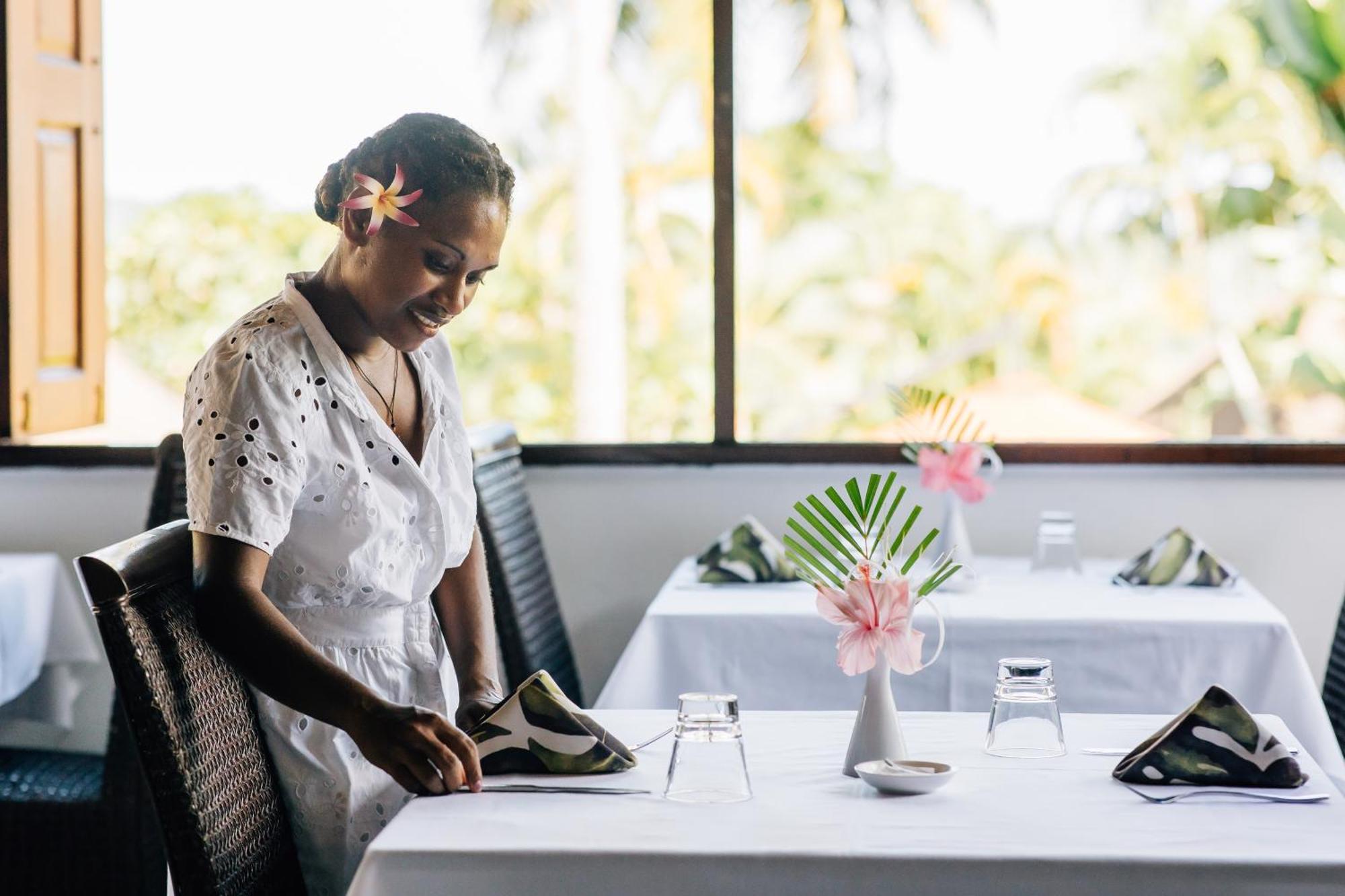 Mangoes Resort (Adults Only) Port Vila Exteriör bild