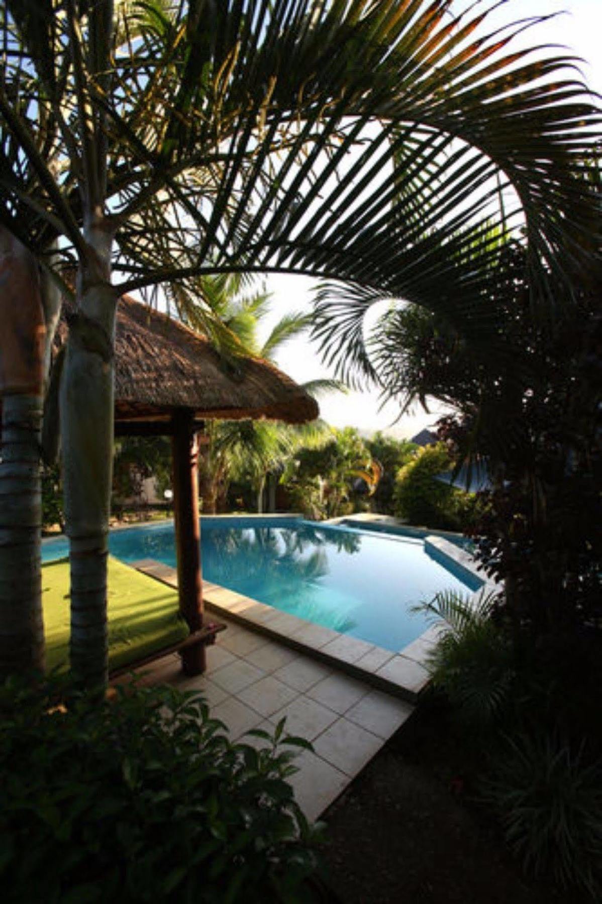 Mangoes Resort (Adults Only) Port Vila Exteriör bild